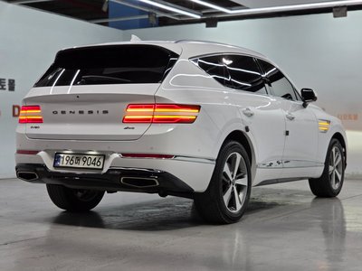 GENESIS GV80 - 3