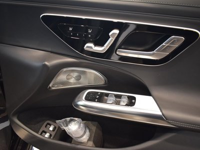MERCEDES-BENZ E-CLASS AMG - 9