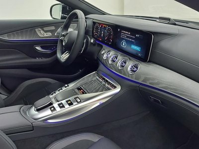 صورة 9 لـ 2025 Mercedes-BENZ GT AMG