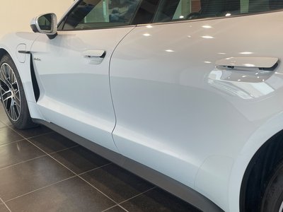 2024 Porsche TAYCAN 缩略图 18