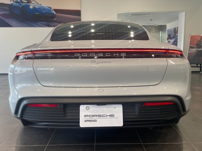 2024 Porsche TAYCAN 照片 6