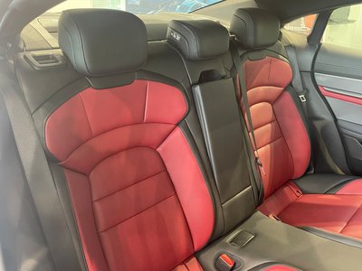 2024 Porsche TAYCAN 缩略图 42