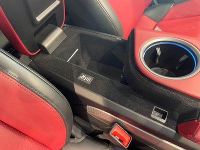 2024 Porsche TAYCAN 缩略图 79