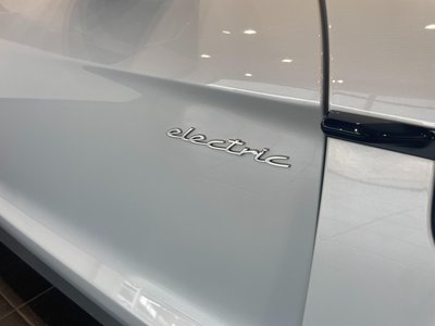 2024 Porsche TAYCAN 缩略图 15