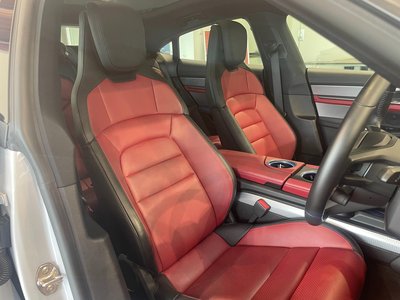 2024 Porsche TAYCAN 缩略图 32