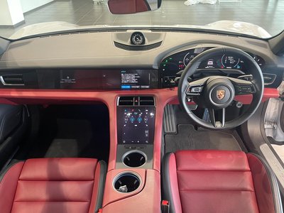 2024 Porsche TAYCAN 缩略图 46