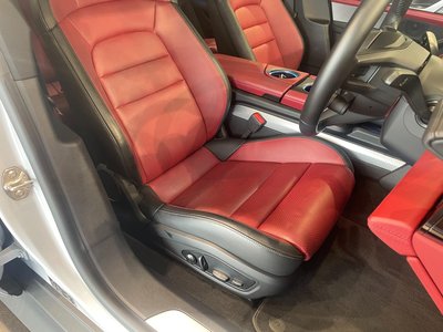 2024 Porsche TAYCAN 缩略图 33