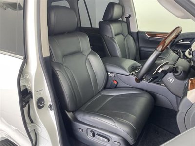 صورة مصغرة 24 لـ 2017 Lexus LX