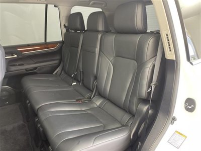 صورة مصغرة 27 لـ 2017 Lexus LX