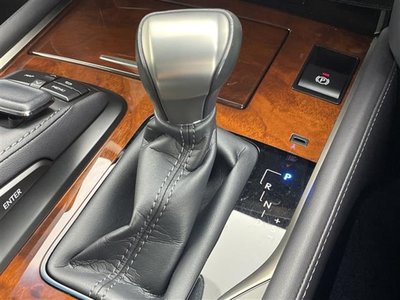 صورة مصغرة 20 لـ 2017 Lexus LX