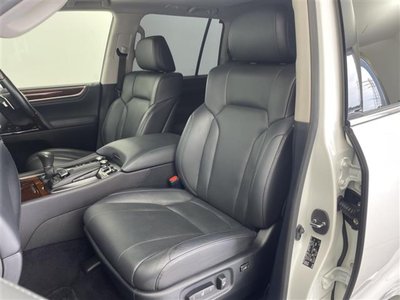 صورة مصغرة 25 لـ 2017 Lexus LX