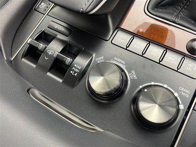 صورة مصغرة 22 لـ 2017 Lexus LX