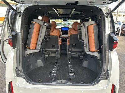 صورة مصغرة 42 لـ 2024 Toyota VELLFIRE