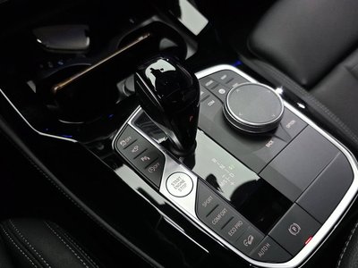 2022 BMW X4 — миниатюра 12