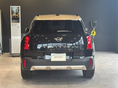 MINI MINI COUNTRYMAN - 5