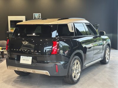 MINI MINI COUNTRYMAN - 4