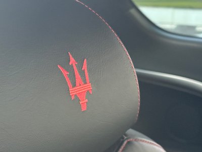 صورة مصغرة 27 لـ 2012 Maserati GRANTURISMO