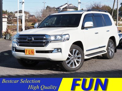 TOYOTA LAND CRUISER 200