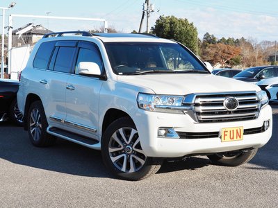 TOYOTA LAND CRUISER 200 - 3