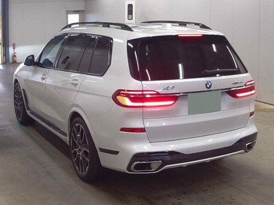 صورة 1 لـ 2025 BMW X7