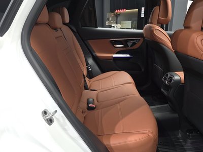 2025 Mercedes-BENZ GLC 缩略图 18