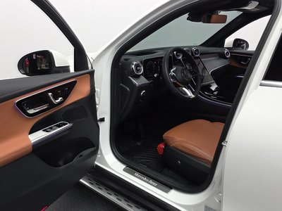 2025 Mercedes-BENZ GLC 缩略图 13