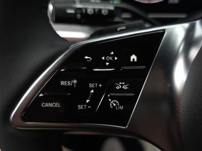 2025 Mercedes-BENZ GLC 缩略图 24
