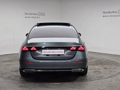 MERCEDES-BENZ E-CLASS - 3