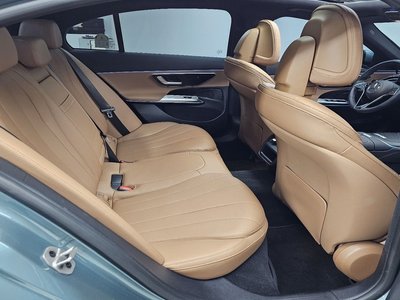 MERCEDES-BENZ E-CLASS - 10