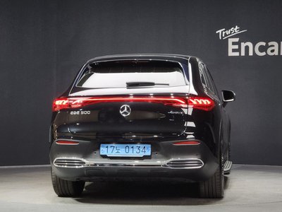 MERCEDES-BENZ EQE - 4