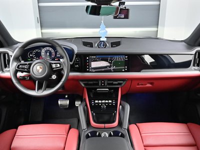صورة 5 لـ 2025 Porsche CAYENNE