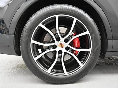 صورة 6 لـ 2025 Porsche CAYENNE