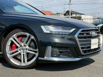 AUDI S8 - 6