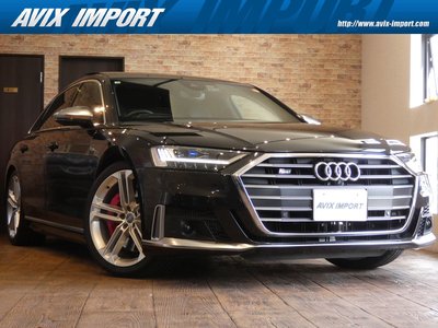 AUDI S8 - 2