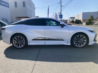 TOYOTA CROWN CROSSOVER - 10