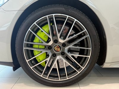 PORSCHE PANAMERA - 6