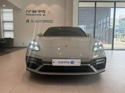 PORSCHE PANAMERA - 2