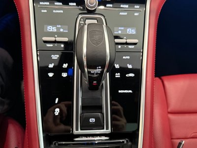 PORSCHE PANAMERA - 9