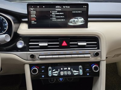 2023 Genesis THE NEW G70 — миниатюра 20