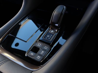 صورة مصغرة 36 لـ 2026 Toyota ALPHARD