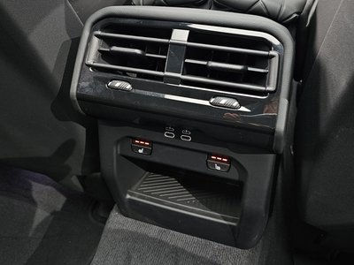 2024 BMW 5 SERIES — миниатюра 29