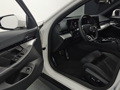 2024 BMW 5 SERIES — миниатюра 17