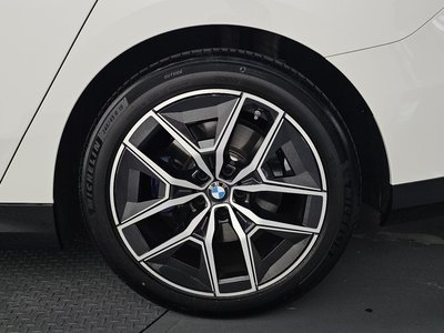 صورة 8 لـ 2024 BMW 5 SERIES