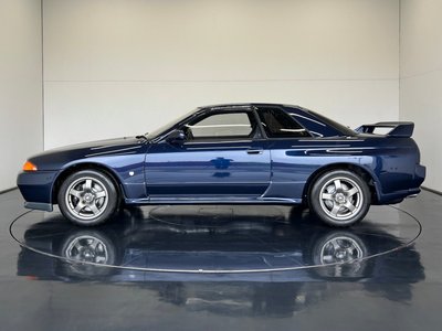 NISSAN SKYLINE GT-R - 6