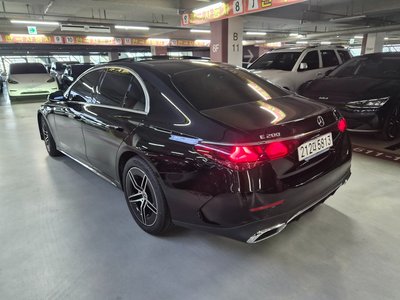 صورة 7 لـ 2025 Mercedes-BENZ E-CLASS