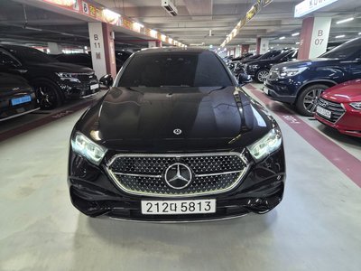 صورة 1 لـ 2025 Mercedes-BENZ E-CLASS