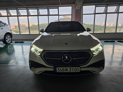 MERCEDES-BENZ E-CLASS