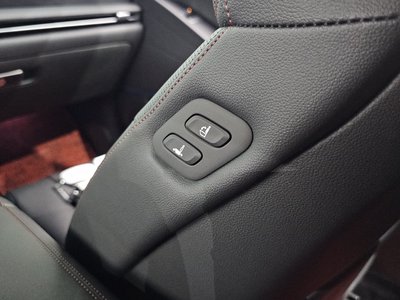 2024 Genesis G80 (RG3) thumbnail 34