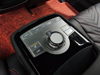 2024 Genesis G80 (RG3) thumbnail 26