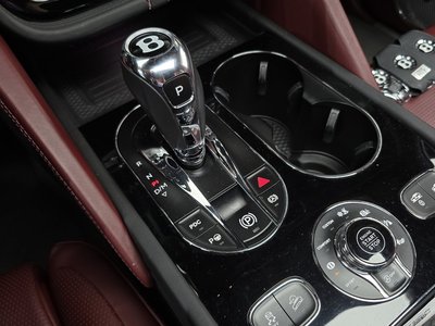 BENTLEY BENTAYGA - 9